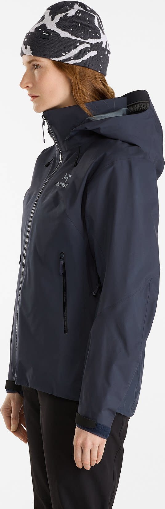 Arc'teryx Women's Beta AR Jacket Black Sapphire Arc'teryx