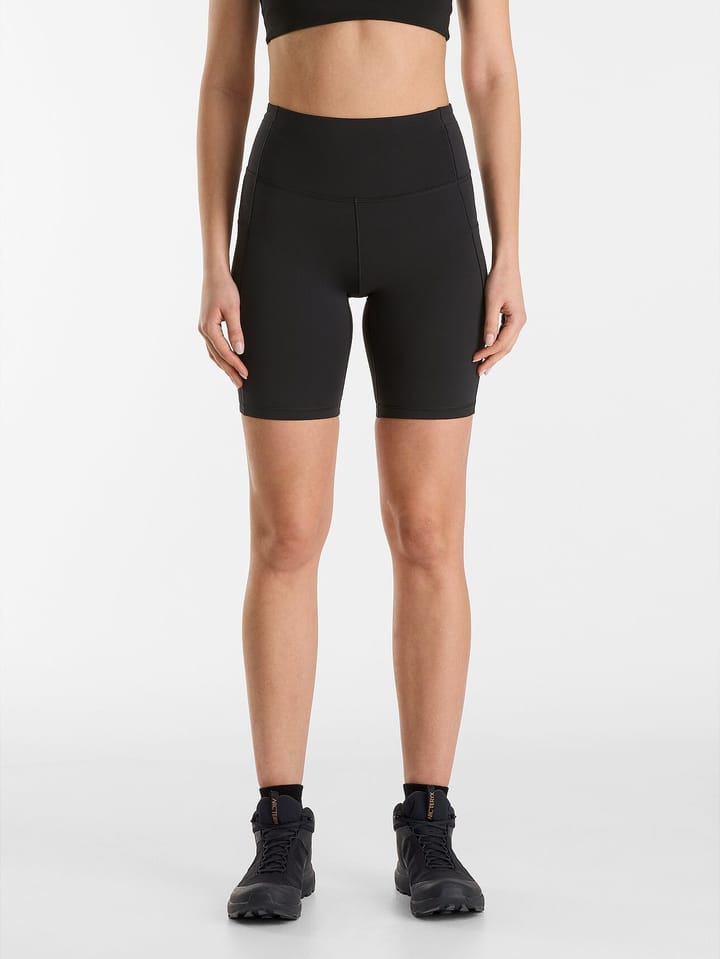 Arc'teryx Women's Essent High-Rise Short 8" Black Arc'teryx Arc'teryx Women's Essent High-Rise Short 8" Black Arc'teryx