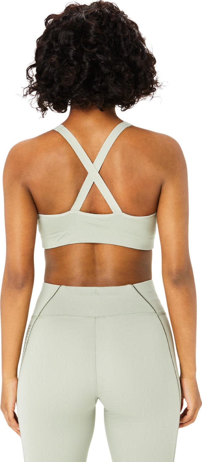 https://www.fjellsport.no/assets/blobs/asics-women-s-accelerate-bra-olive-grey-c30c22aa36.jpeg?preset=tiny&dpr=2