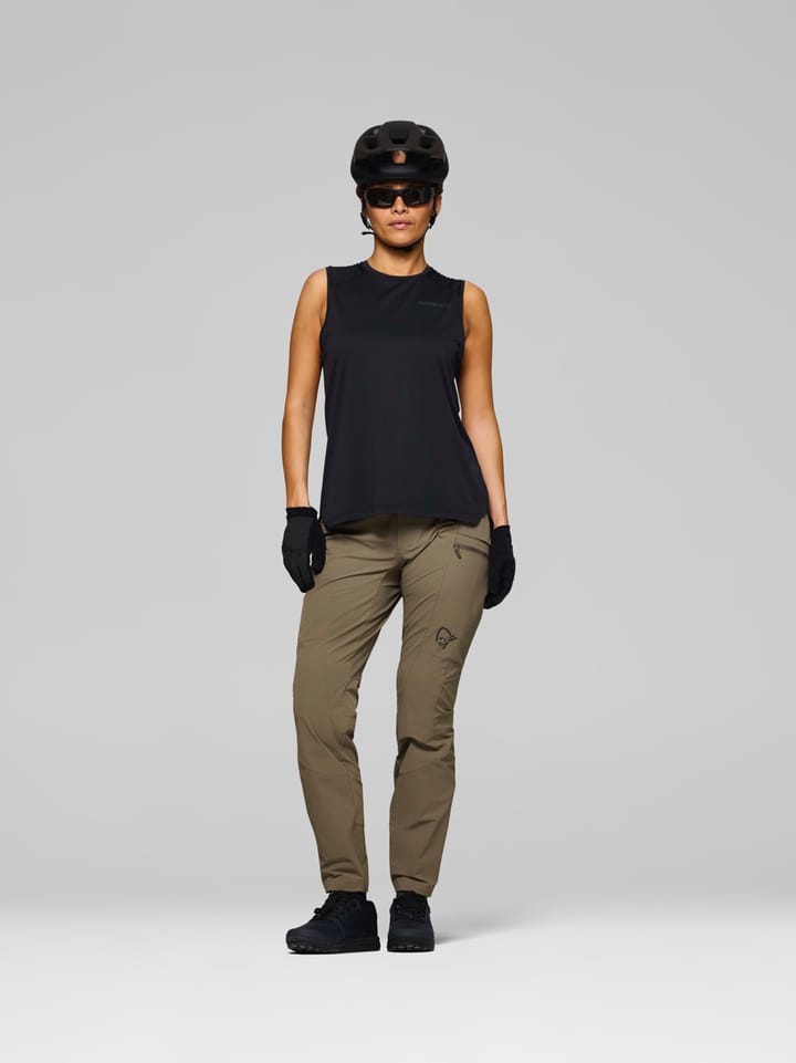 Norrøna Women's Fjørå Equaliser Sleeveless Caviar Black Norrøna