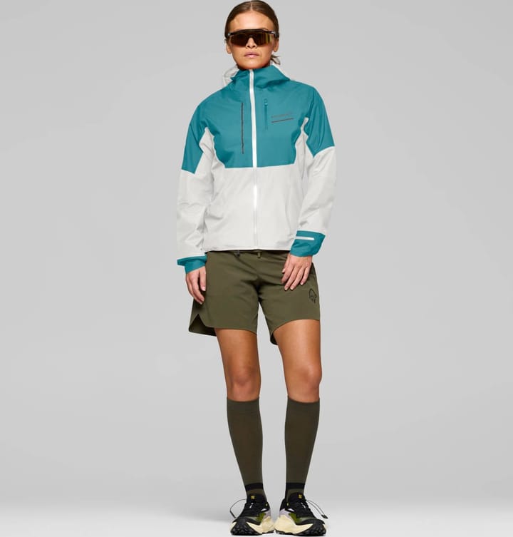 Norrøna Senja Gore-Tex Jacket W'S Brittany Blue/snow White Norrøna