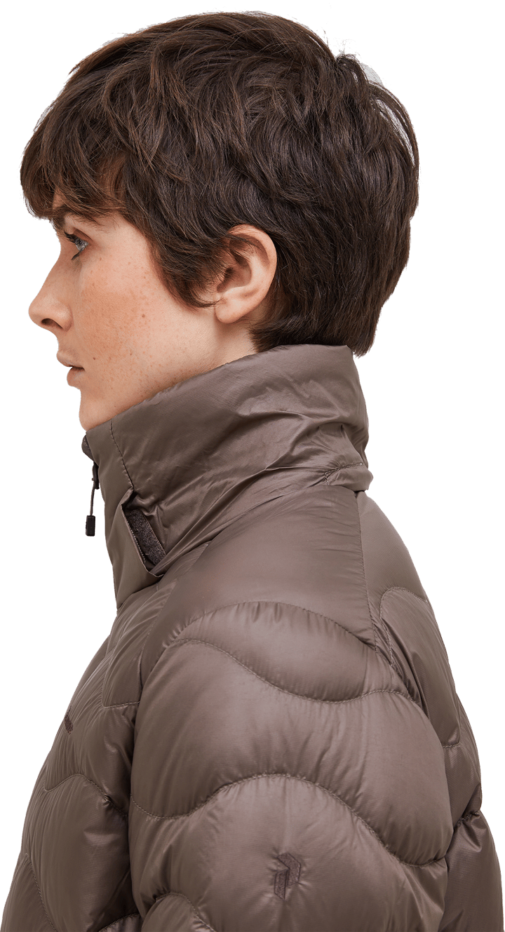 Peak Performance Women's Helium Down Coat Black Peak Performance