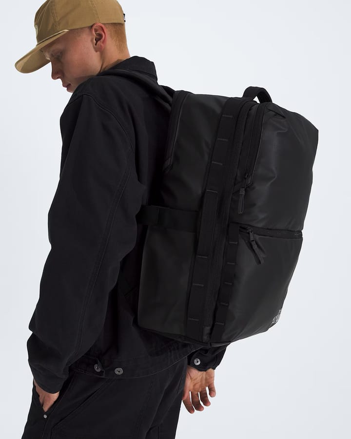 The North Face Base Camp Voyager Travel Pack Tnf Black/asphalt Grey The North Face