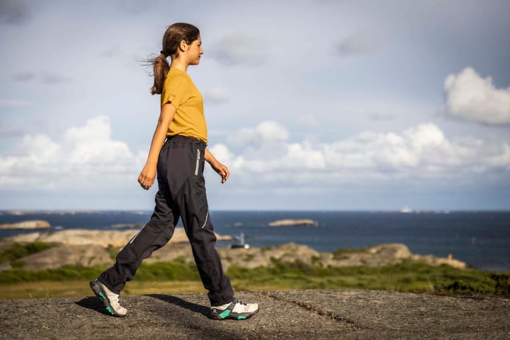 Bergans Juniors' Sjoa 2L Pant Dark Shadow Grey Bergans