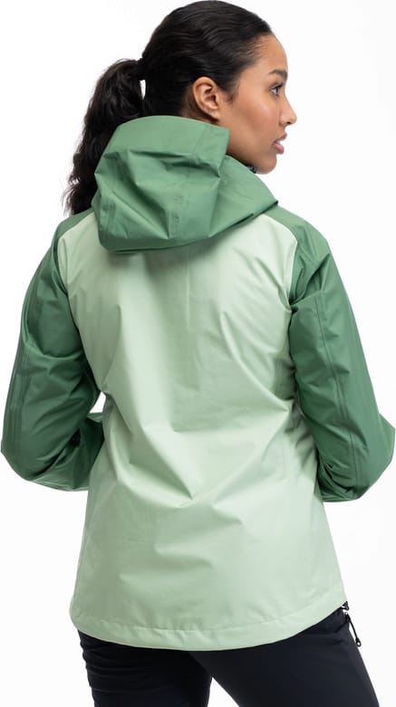 Bergans Women's Skar light 3L Shell Jacket Light Jade Green/Dark Jade Green Bergans