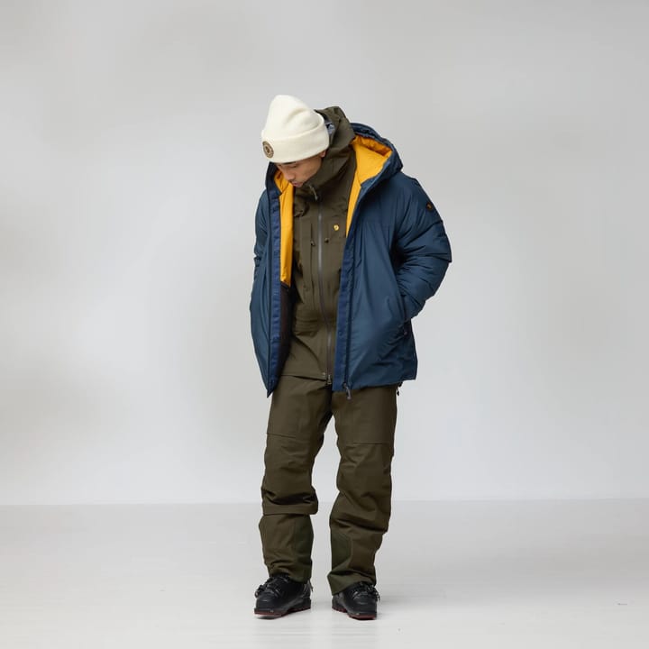 Fjällräven Men's Bergtagen 130 Insulation Jacket Mountain Blue/Mustard Yellow Fjällräven