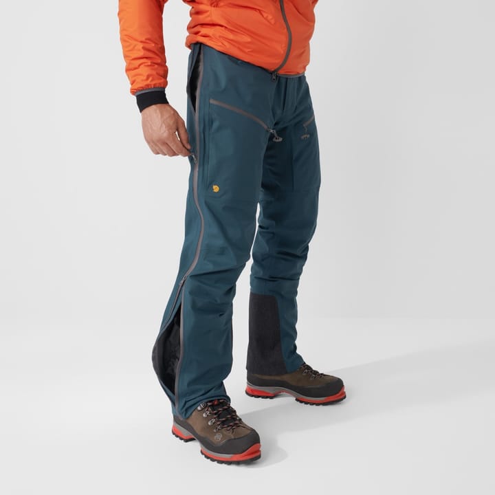 Fjällräven Bergtagen Eco-Shell Trousers M Mountain Blue Fjällräven Fjällräven Bergtagen Eco-Shell Trousers M Mountain Blue Fjällräven