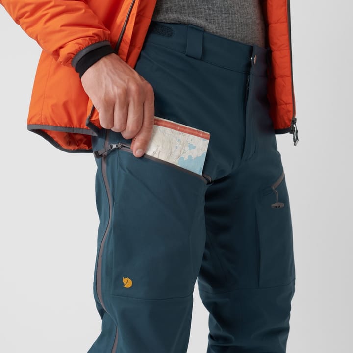 Fjällräven Bergtagen Eco-Shell Trousers M Mountain Blue Fjällräven Fjällräven Bergtagen Eco-Shell Trousers M Mountain Blue Fjällräven