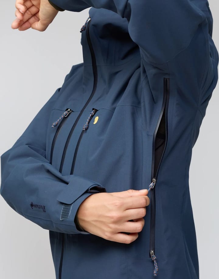 Fjällräven Women's Bergtagen GORE-TEX Pro Jacket Flame Orange Fjällräven