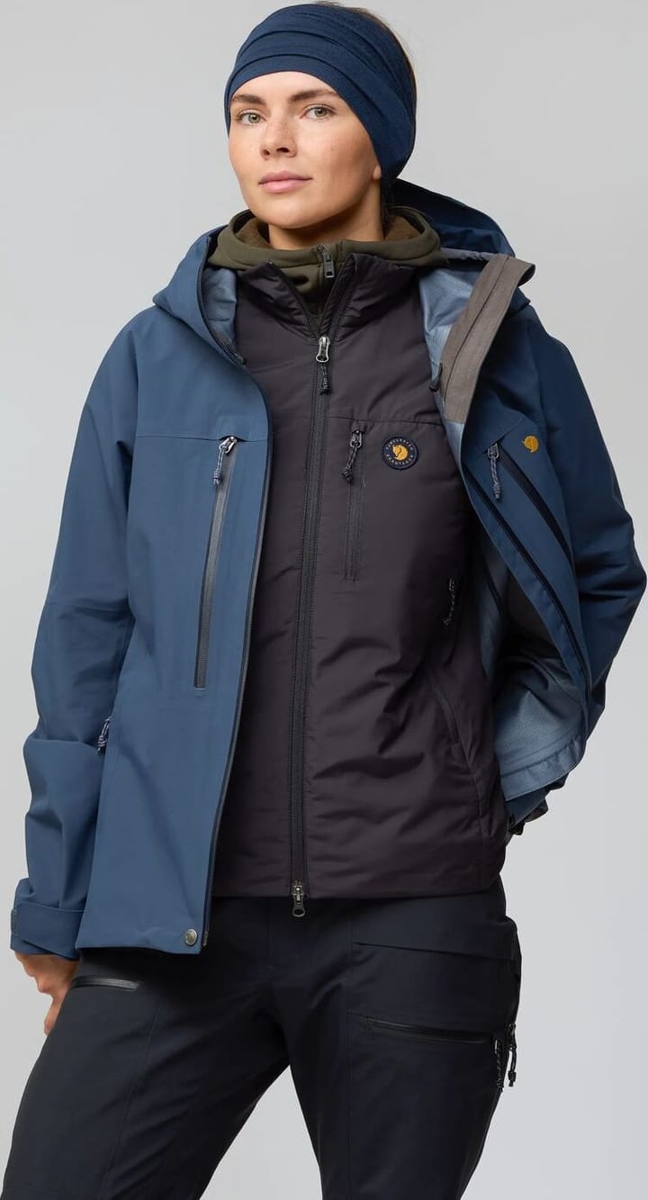 Fjällräven Women's Bergtagen GORE-TEX Pro Jacket Flame Orange Fjällräven