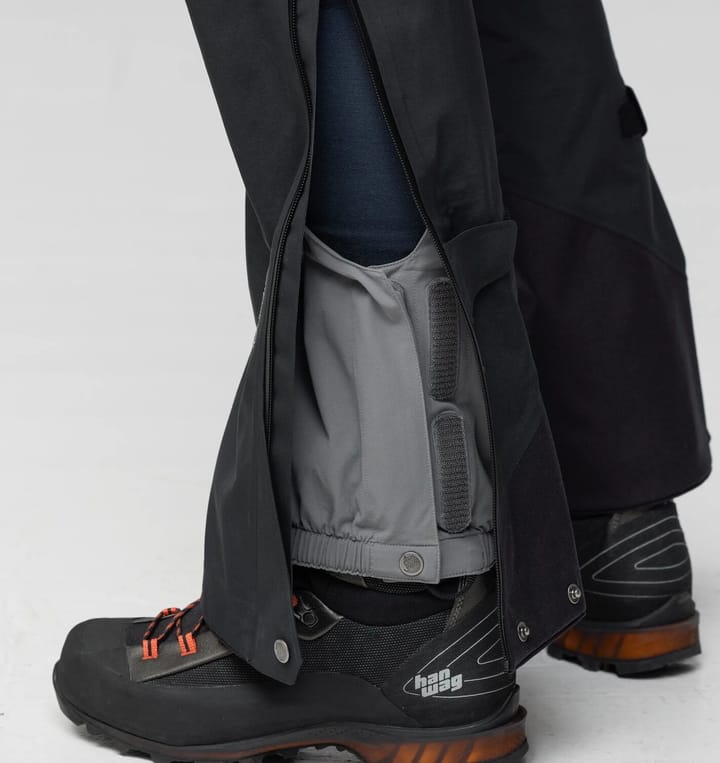 Fjällräven Women's Bergtagen GORE-TEX Pro Trousers Black Fjällräven