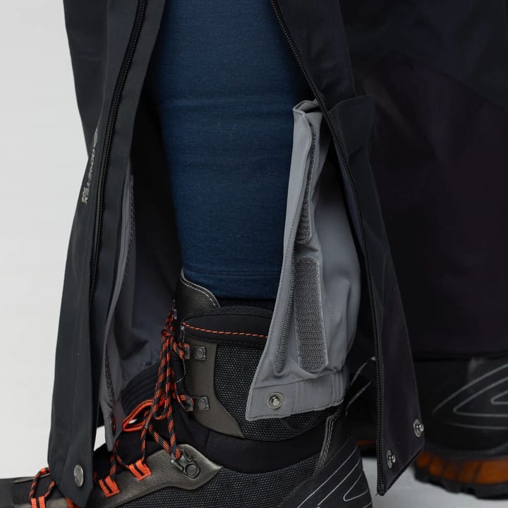 Fjällräven Women's Bergtagen GORE-TEX Pro Trousers Black Fjällräven
