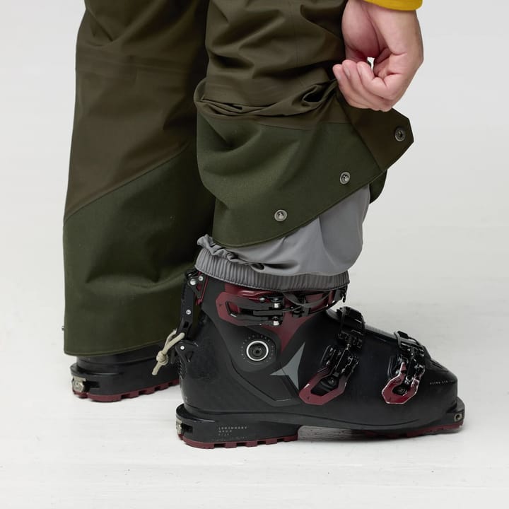 Fjällräven Men's Bergtagen GORE-TEX Touring Trousers Deep Forest Fjällräven