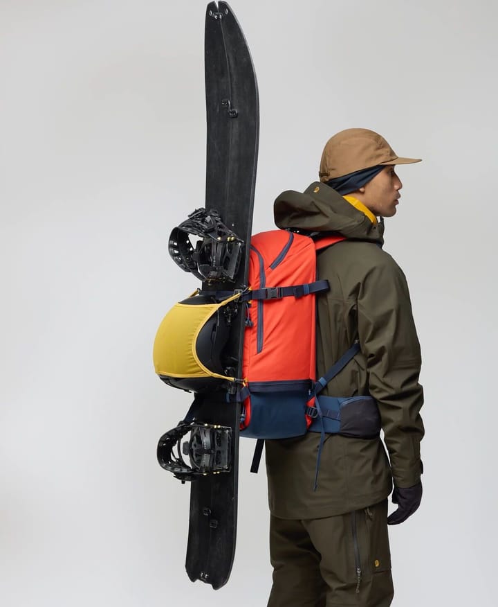 Fjällräven Bergtagen Touring 30 M/L Flame Orange-mountain Blue Fjällräven Fjällräven Bergtagen Touring 30 M/L Flame Orange-mountain Blue Fjällräven