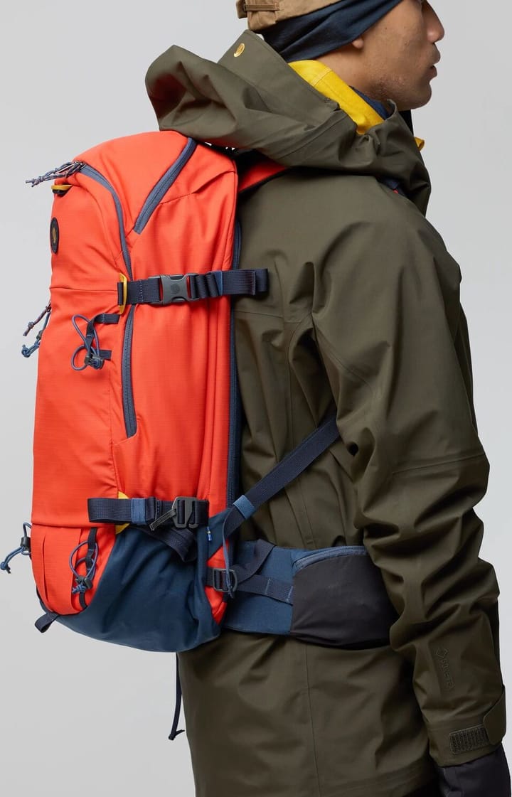 Fjällräven Bergtagen Touring 30 M/L Flame Orange-mountain Blue Fjällräven
