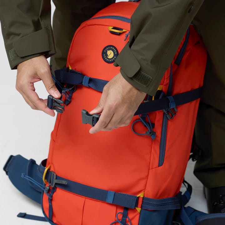Fjällräven Bergtagen Touring 30 M/L Flame Orange-mountain Blue Fjällräven Fjällräven Bergtagen Touring 30 M/L Flame Orange-mountain Blue Fjällräven