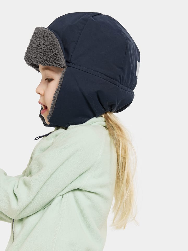 Didriksons Kids' Biggles Cap 6 Navy Didriksons Didriksons Kids' Biggles Cap 6 Navy Didriksons