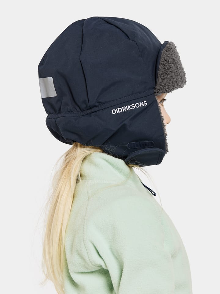 Didriksons Kids' Biggles Cap 6 Navy Didriksons Didriksons Kids' Biggles Cap 6 Navy Didriksons