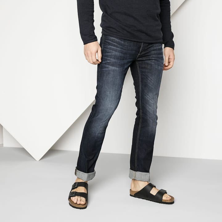 Birkenstock Arizona Oiled Leather Regular Black Birkenstock