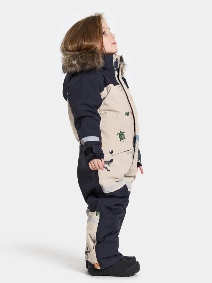 Didriksons Kids' Bjärven SE Coverall 2 Winter Ocean Multi Reflex Didriksons Didriksons Kids' Bjärven SE Coverall 2 Winter Ocean Multi Reflex Didriksons