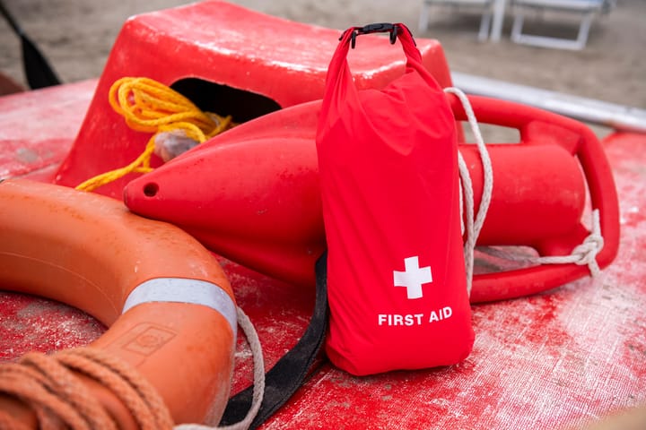 Exped Drybag First Aid Chili Exped Exped Drybag First Aid Chili Exped