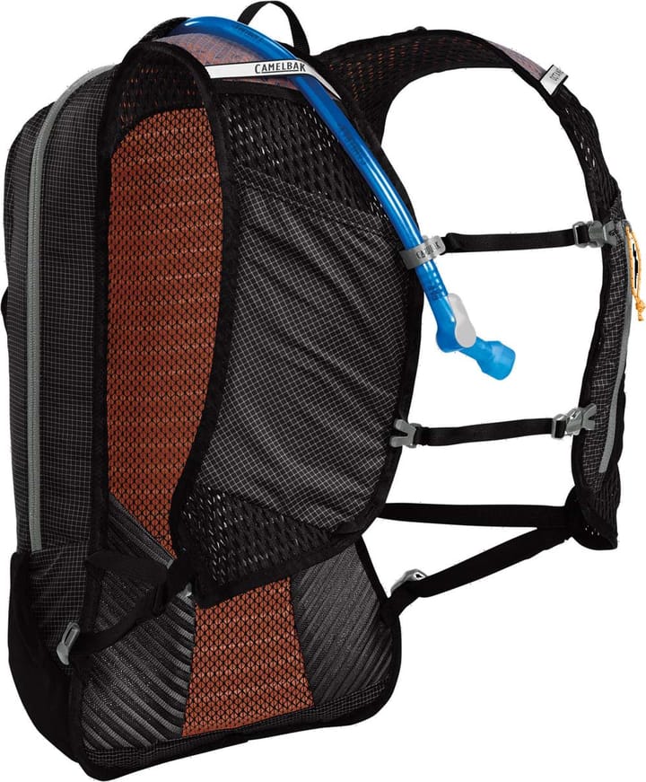 Octaine 12 With Fusion Black/Apricot CamelBak