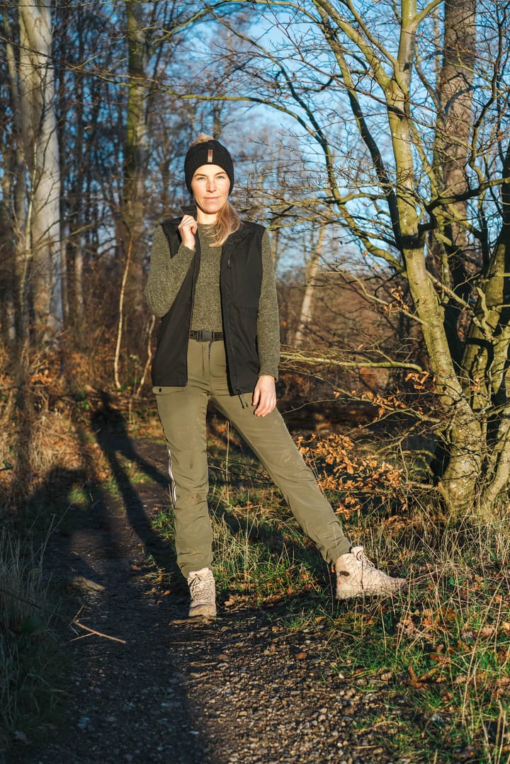 Catago Women's Trainer Vest Black Catago Catago Women's Trainer Vest Black Catago