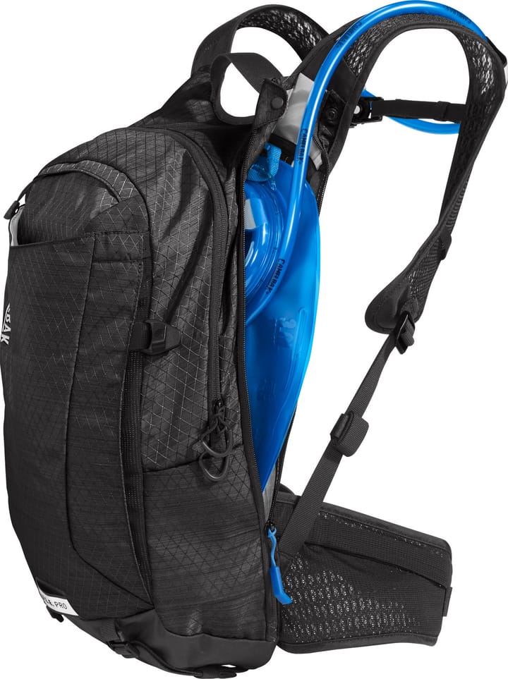 CamelBak Women's M.U.L.E. Pro 14L Black/white CamelBak