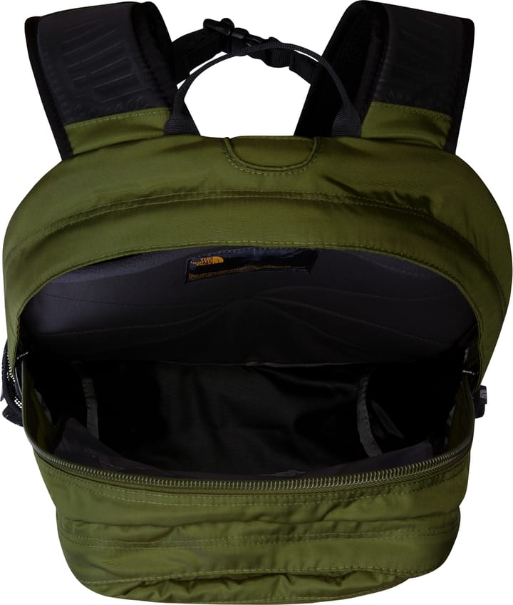 The North Face Borealis Classic Woodland Green/tnf Blac The North Face The North Face Borealis Classic Woodland Green/tnf Blac The North Face