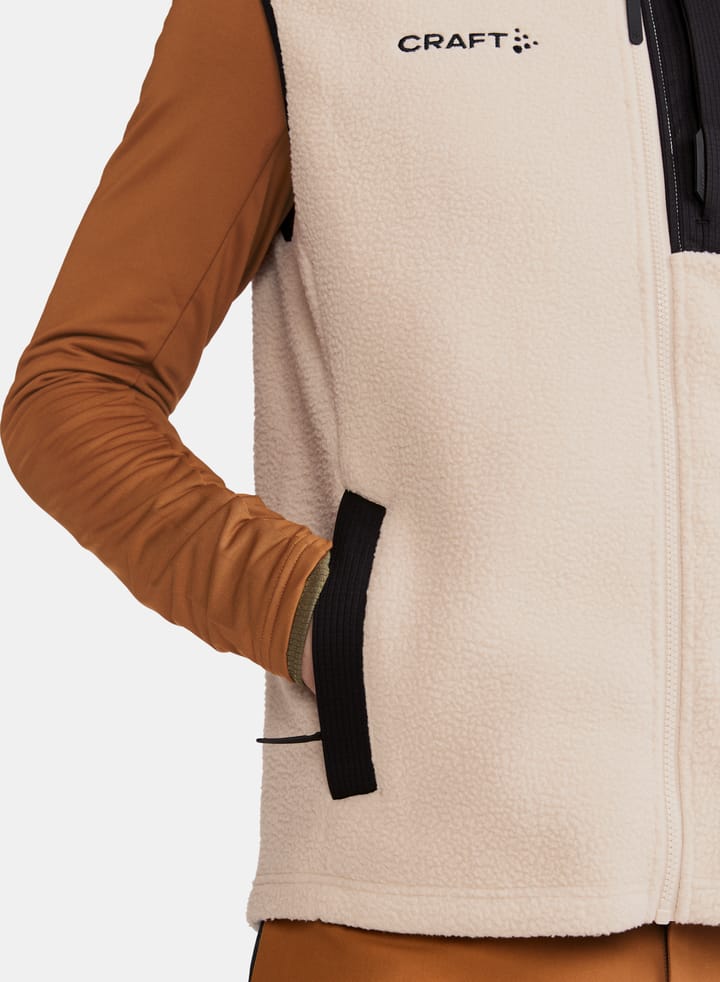 Craft Men's Adv Explore Pile Fleece Vest Ecru/Black Craft