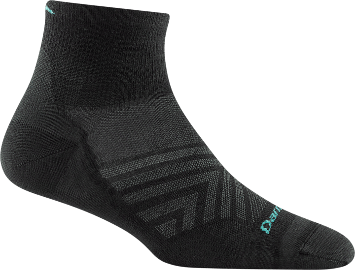 Darn Tough Women's Run Quarter No Cushion Ultra-Lightweight Sock Black Darn Tough