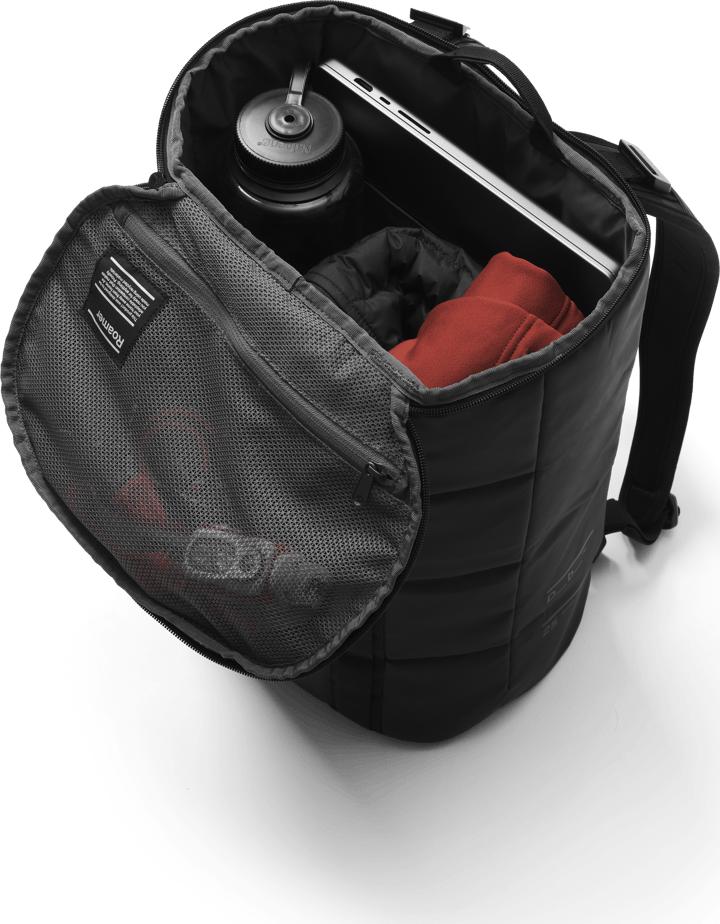 Db Roamer Duffel Pack 25L Black Out Db