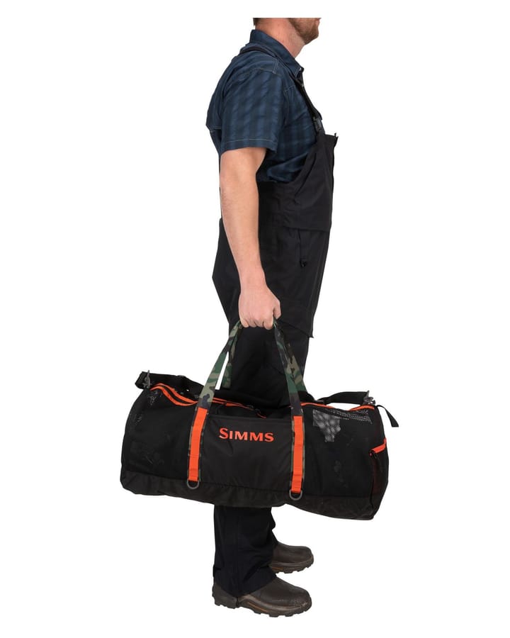 Simms Simms Challenger Mesh Duffel Hex Flow Camo Carbon Simms Simms Simms Challenger Mesh Duffel Hex Flow Camo Carbon Simms