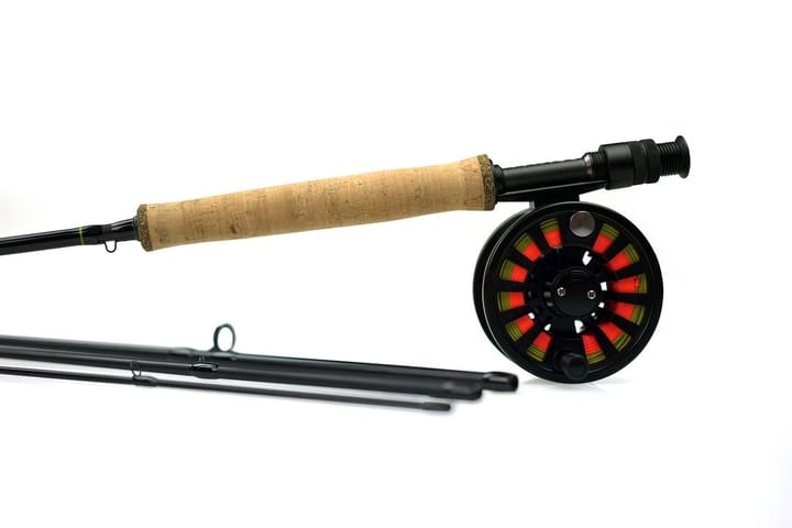 Primal Rod Co Primal Conquest 9' #5/ Flylab Surge 5/6 4-Delt Fluesett M/Backing Og Snøre Primal Rod Co Primal Rod Co Primal Conquest 9' #5/ Flylab Surge 5/6 4-Delt Fluesett M/Backing Og Snøre Primal Rod Co