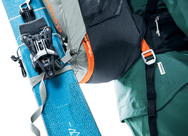 Deuter Alproof Lite 22 Tin/Black Deuter Deuter Alproof Lite 22 Tin/Black Deuter