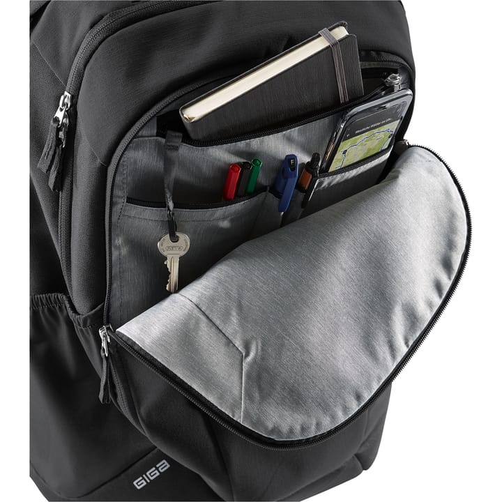 Deuter Men's Giga Black Deuter Deuter Men's Giga Black Deuter