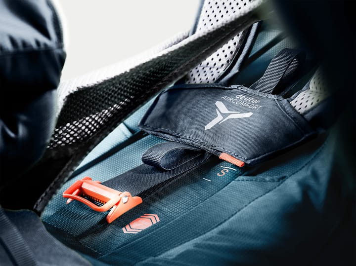 Deuter Men's Futura Air Trek 50+10 Atlantic-Ink Deuter