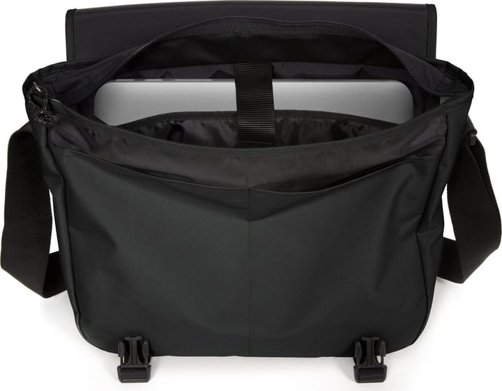 Eastpak Delegate + Black Eastpak