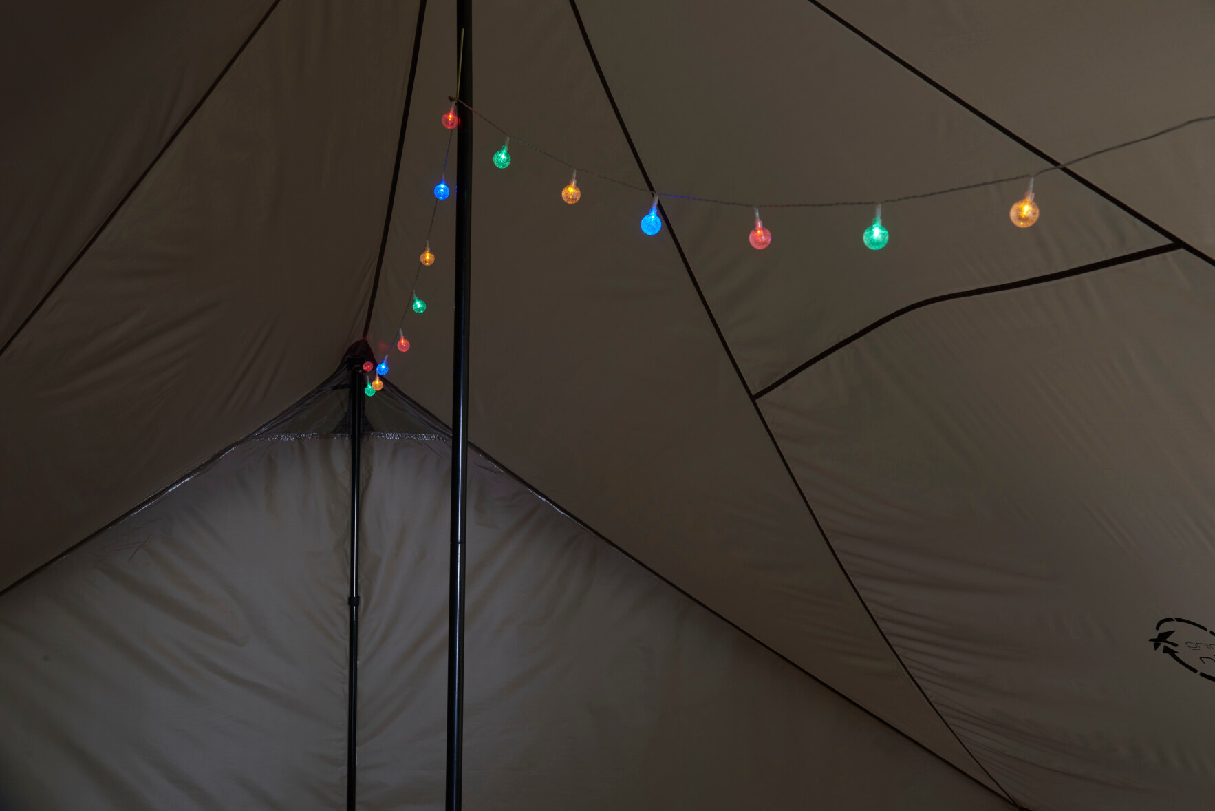 Easy Camp Globe Light Chain Coloured Multi Colored Övriga lampor OneSize