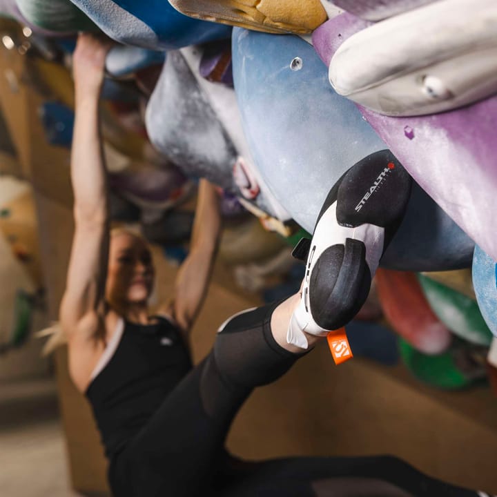 FiveTen Women's Hiangle Climbing Shoes Cloud White/Core Black/Signal Coral FiveTen