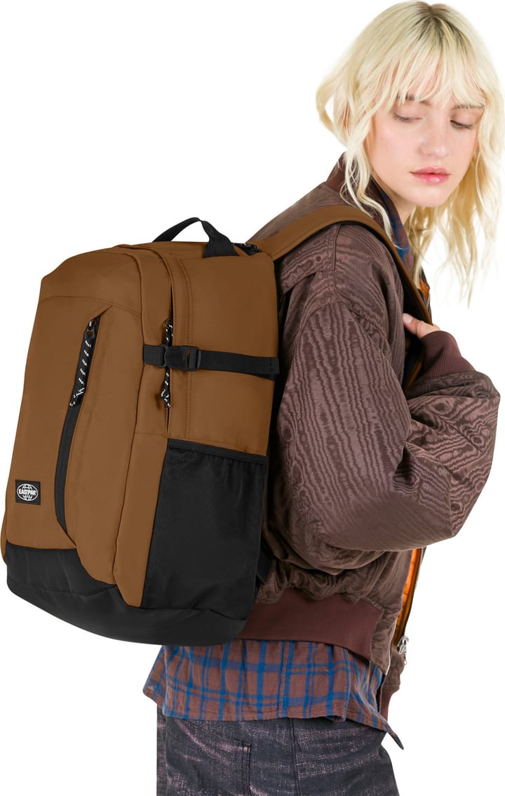 Eastpak Smallker Pro 25L CS Brown Pro Eastpak