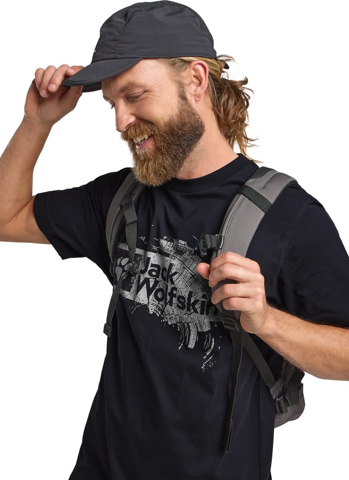 Jack Wolfskin Men's Brand Tee Wood Dark Navy Jack Wolfskin Jack Wolfskin Men's Brand Tee Wood Dark Navy Jack Wolfskin