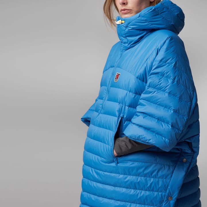 Fjällräven Expedition Down Poncho W Black Fjällräven Fjällräven Expedition Down Poncho W Black Fjällräven