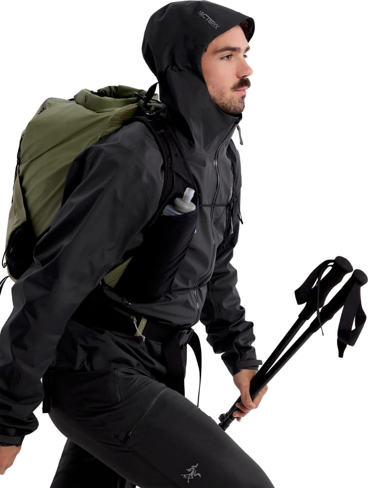 Arc'teryx Men's Beta Jacket Black Arc'teryx Arc'teryx Men's Beta Jacket Black Arc'teryx