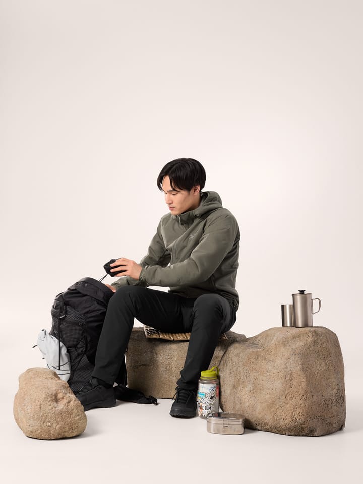 Arc'teryx Men's Atom Hoody Forage Arc'teryx Arc'teryx Men's Atom Hoody Forage Arc'teryx