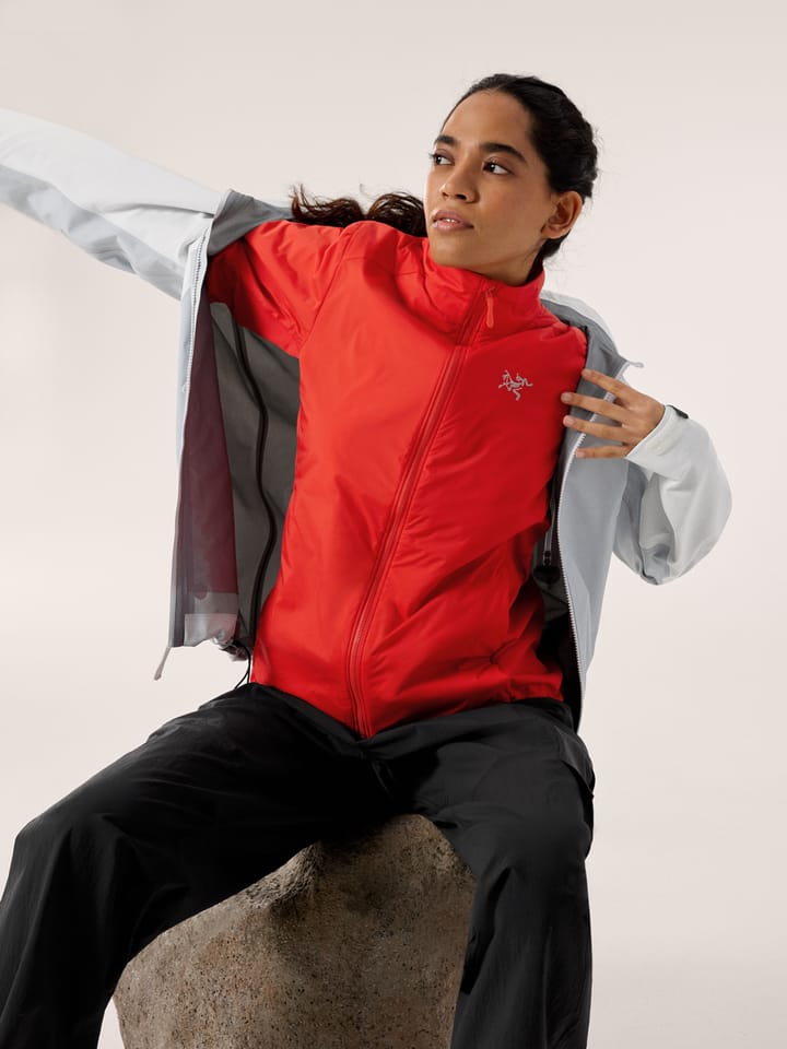 Arc'teryx Women's Atom Jacket Dynasty Arc'teryx Arc'teryx Women's Atom Jacket Dynasty Arc'teryx