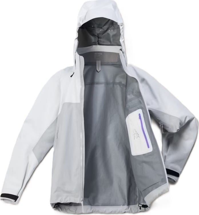 Arc'teryx Women's Beta Ar Jacket Arctic Silk / Solitude Arc'teryx