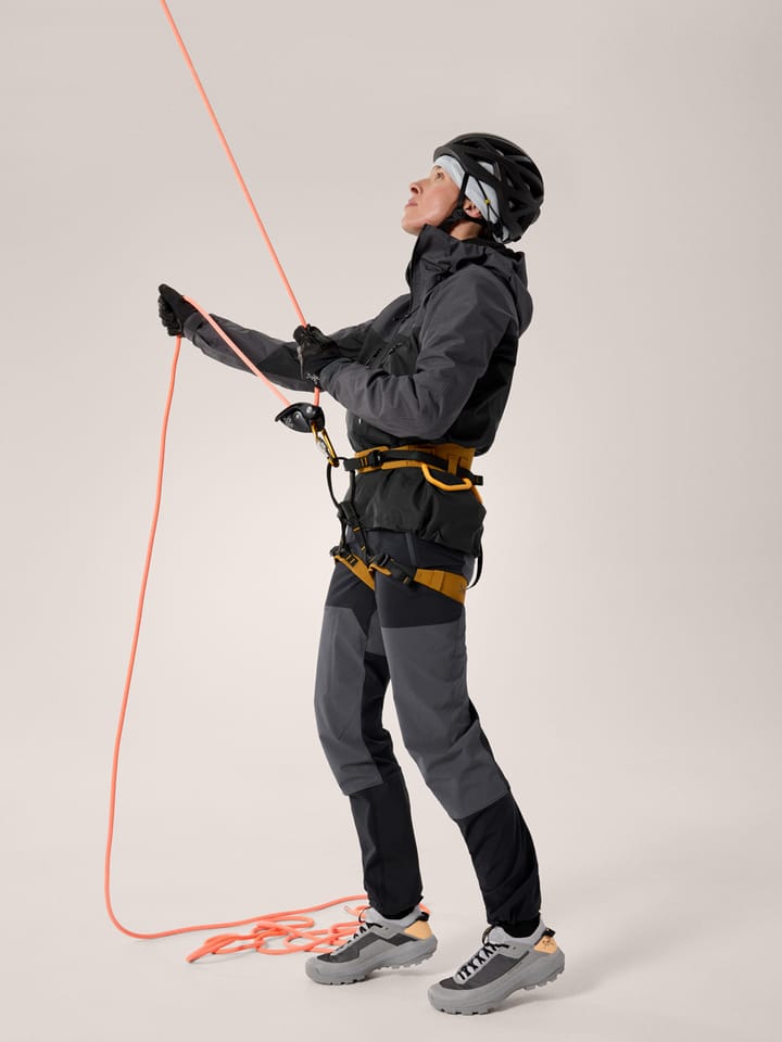Arc'teryx Alpha Jacket W Graphite / Black Arc'teryx