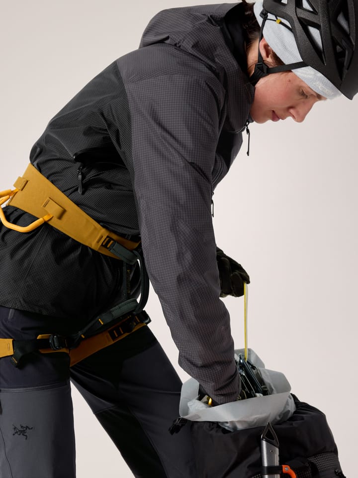 Arc'teryx Alpha Jacket W Graphite / Black Arc'teryx