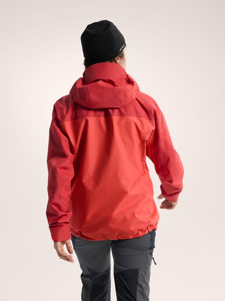 Arc'teryx Women's Alpha Jacket Carmine / Dynasty Arc'teryx